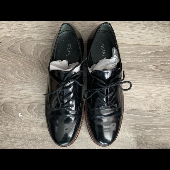 Stuart Weitzman Shoes - Stuart Weitzman black Oxfords